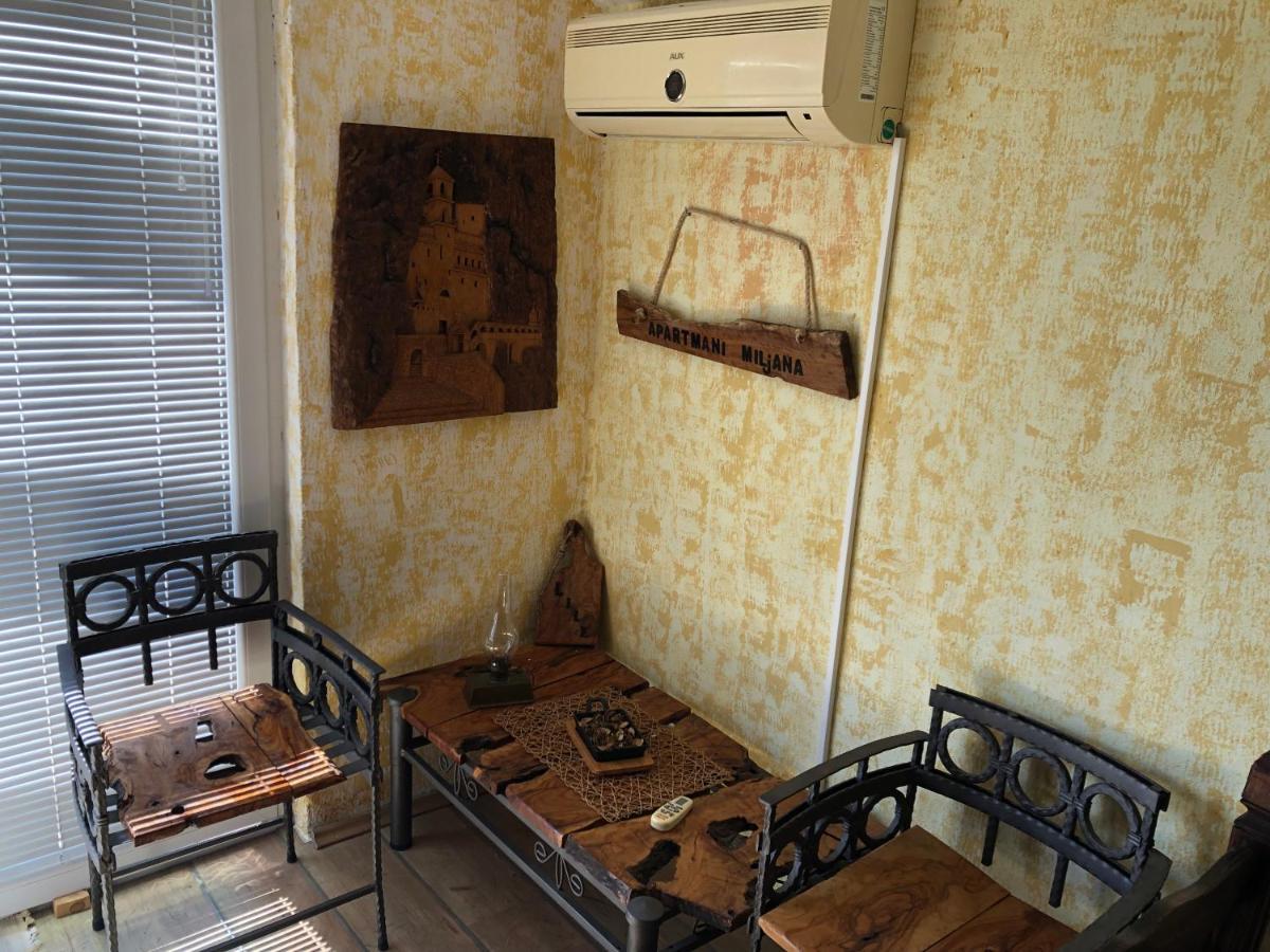 Apartmani Miljana บาร์ ภายนอก รูปภาพ
