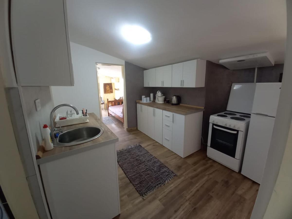 Apartmani Miljana บาร์ ภายนอก รูปภาพ