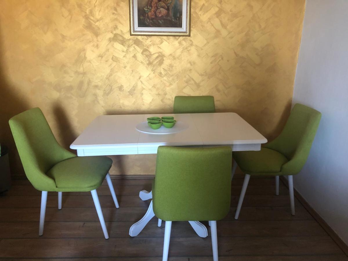 Apartmani Miljana บาร์ ภายนอก รูปภาพ